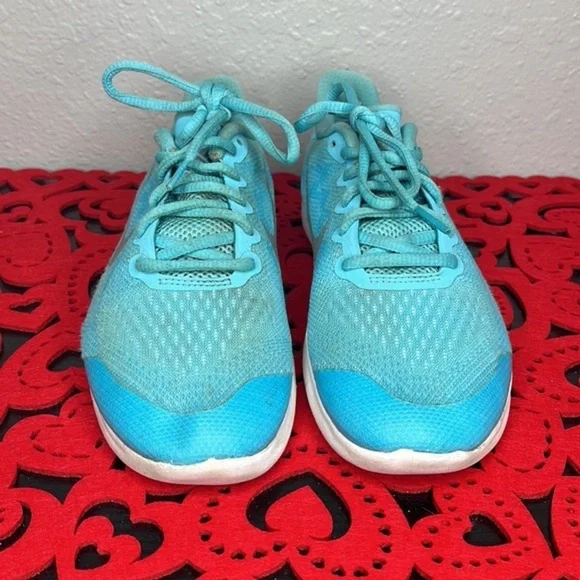 Nike Free Running Shoes - Picture 3 of 9